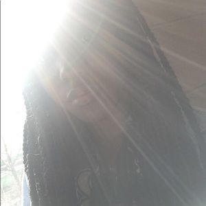 Meet your Posher, Annise